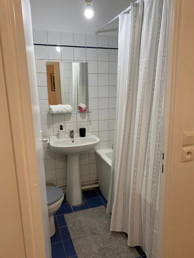 Luxsuite Aubervilliers Bagian luar foto